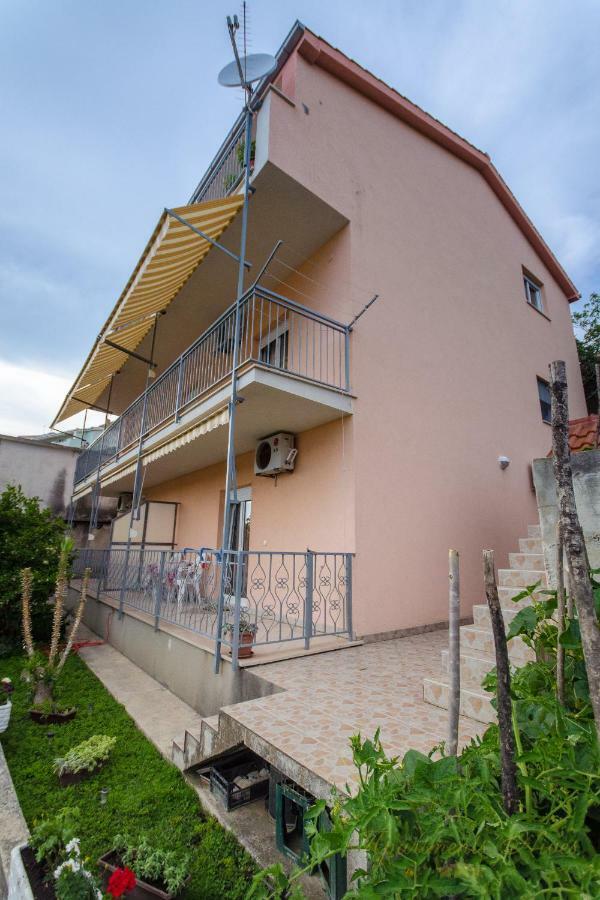 Apartments Nives Suhi Potok Йесенице Екстериор снимка