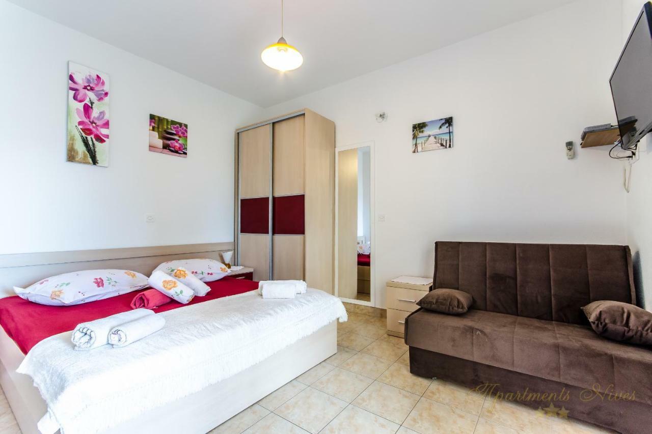 Apartments Nives Suhi Potok Йесенице Екстериор снимка