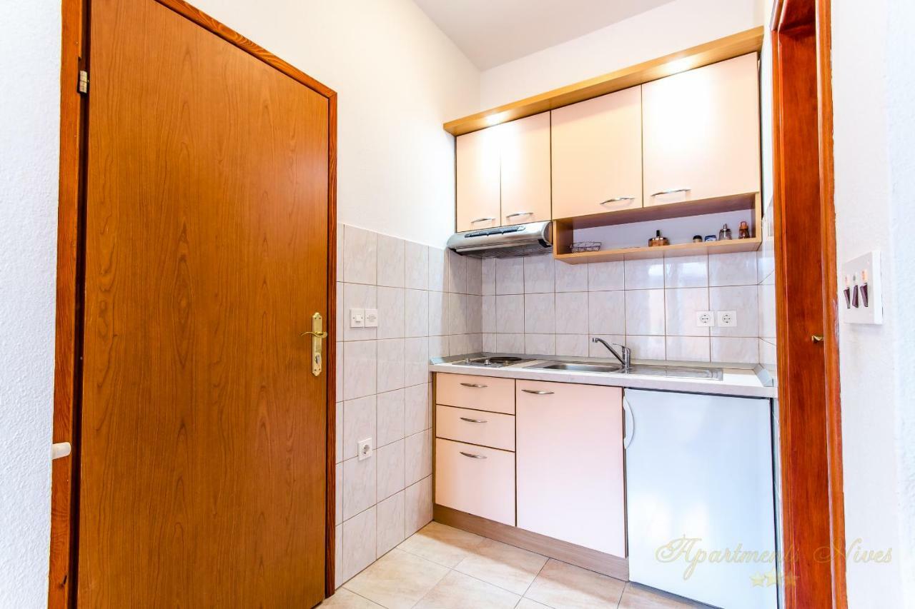 Apartments Nives Suhi Potok Йесенице Екстериор снимка